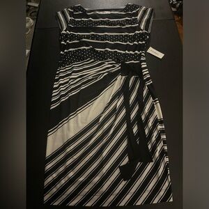 BLACK AND WHITE DRESS